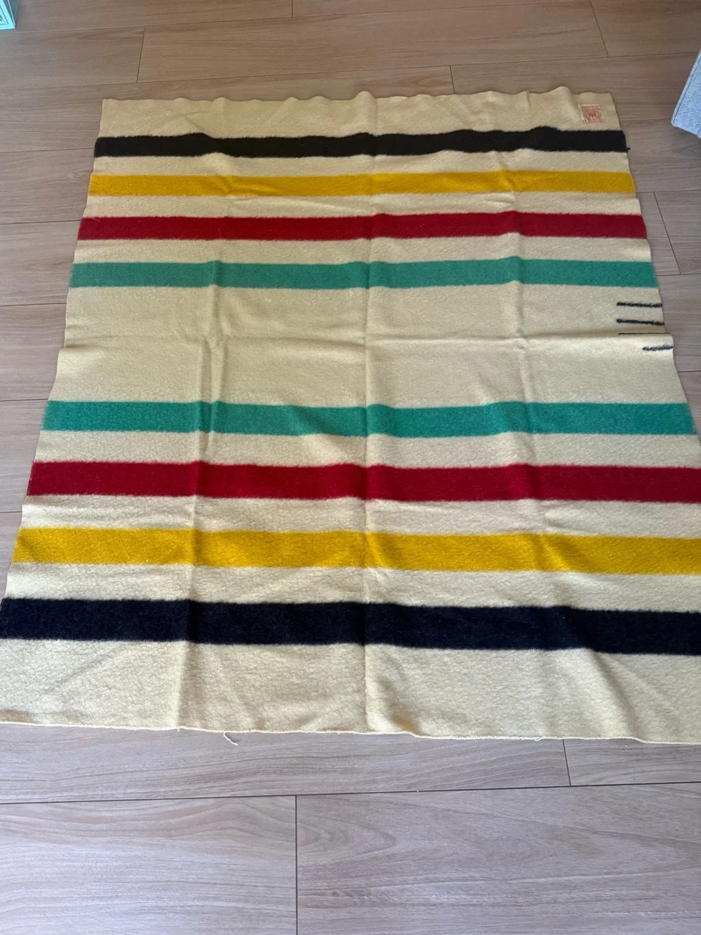 Vintage Hudson’s Bay Orange Label 3-1/2 Point Blanket 62 x 76
